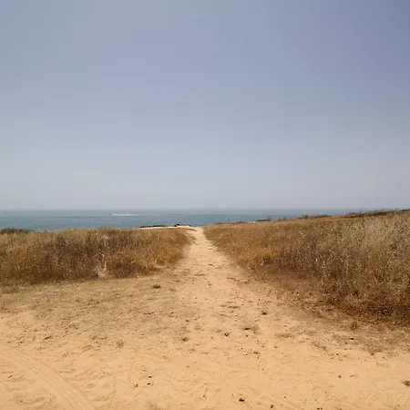 Apartamento Falesia * אלבופיירה